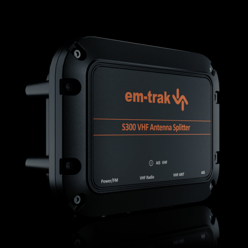 em-trak S300 Waterproof High-Performance AIS/VHF Antenna Splitter (413-0060)